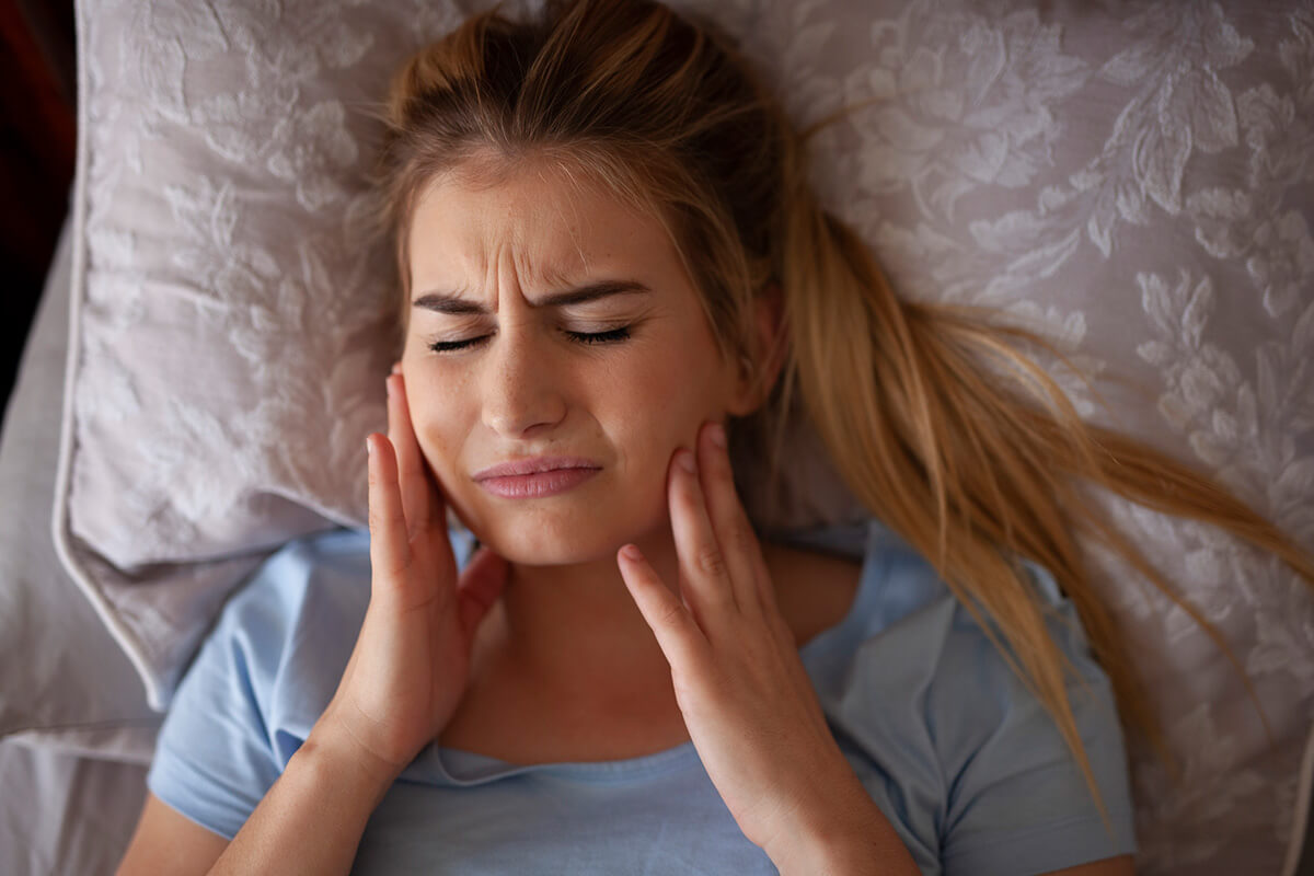 How Does a TENS Unit Help With TMJ (Temporomandibular Joint) Pain?